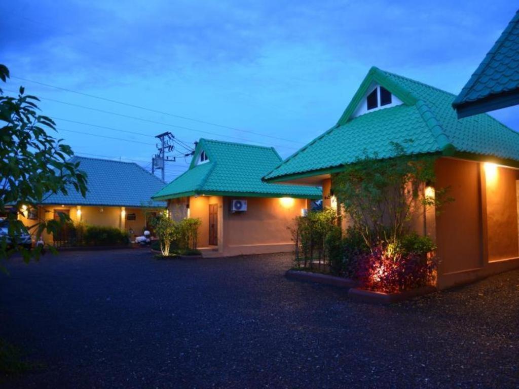 Sucholtee Resort Surat Thani Exterior foto