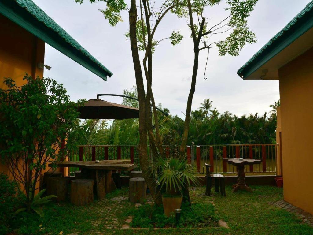 Sucholtee Resort Surat Thani Exterior foto