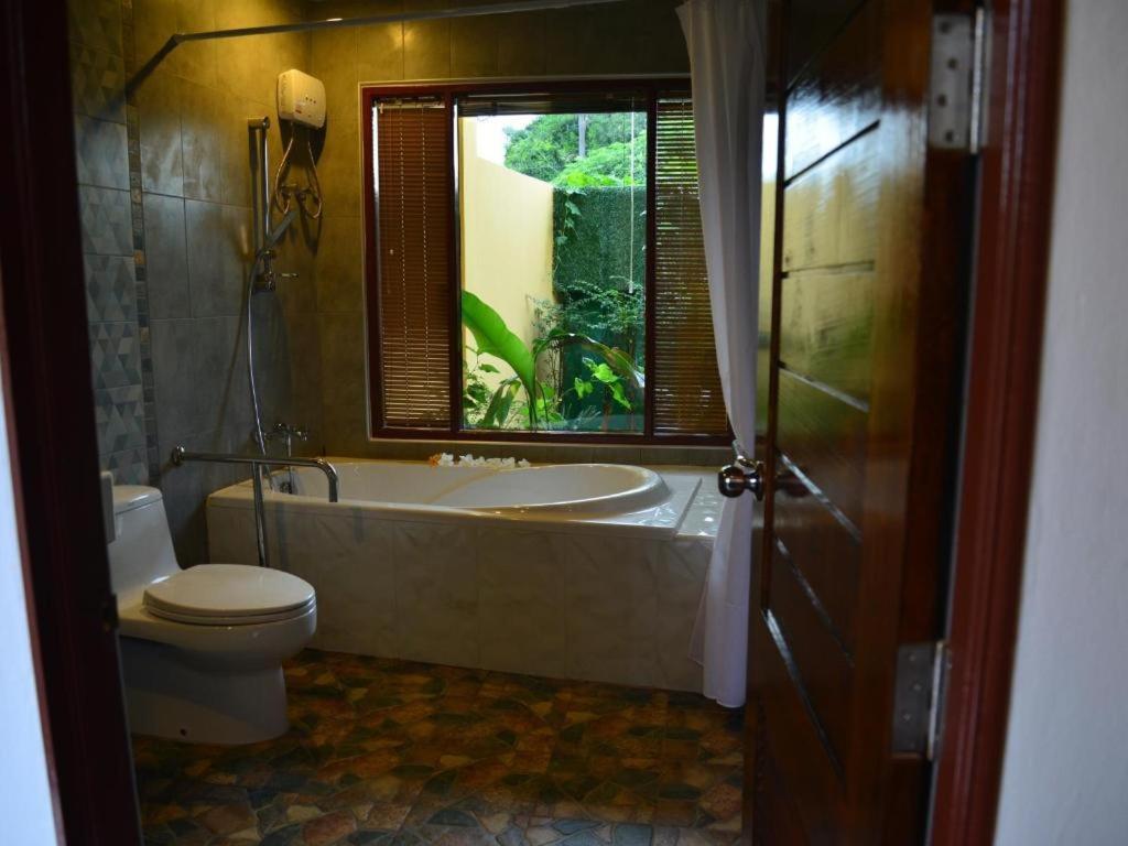 Sucholtee Resort Surat Thani Exterior foto