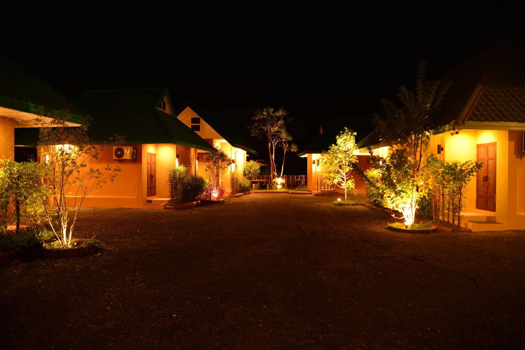 Sucholtee Resort Surat Thani Exterior foto