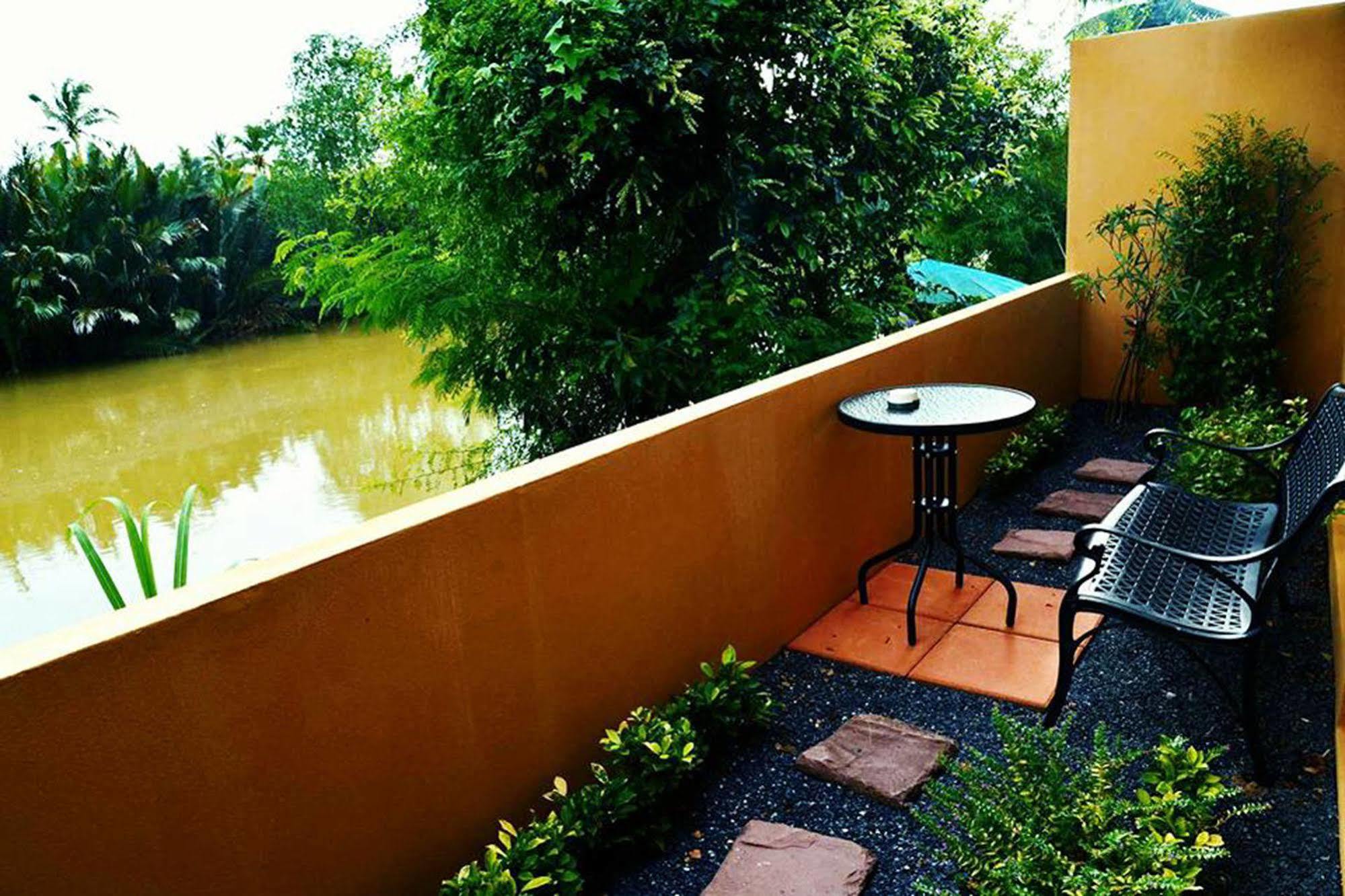 Sucholtee Resort Surat Thani Exterior foto