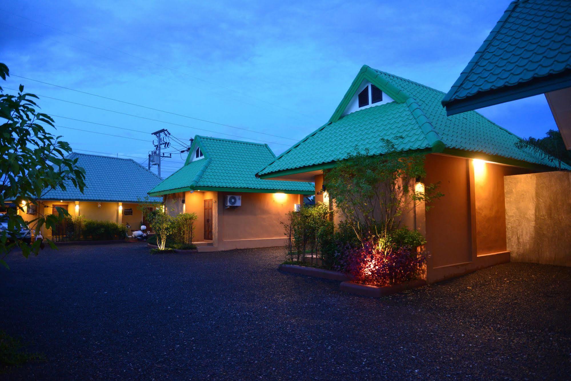 Sucholtee Resort Surat Thani Exterior foto